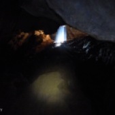 Grotte de Sterkfontein. C'est dans un puits de ce type que Little Foot est tombé... (c)MJ.