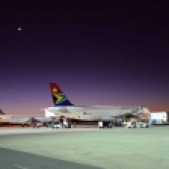 Arrivée à l'aéroport de Windhoek (c) Laurent Bruxelles
